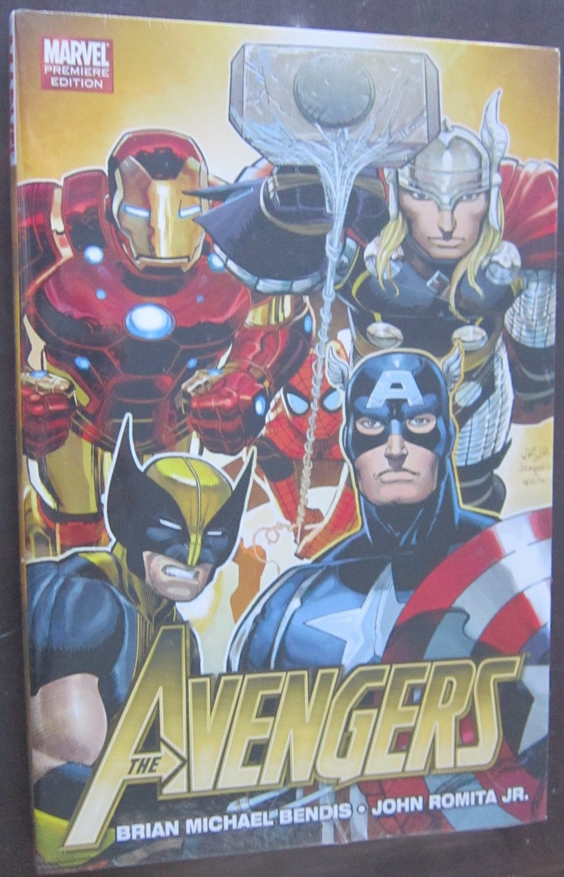 Avengers by Brian Michael Bendis #1 cover